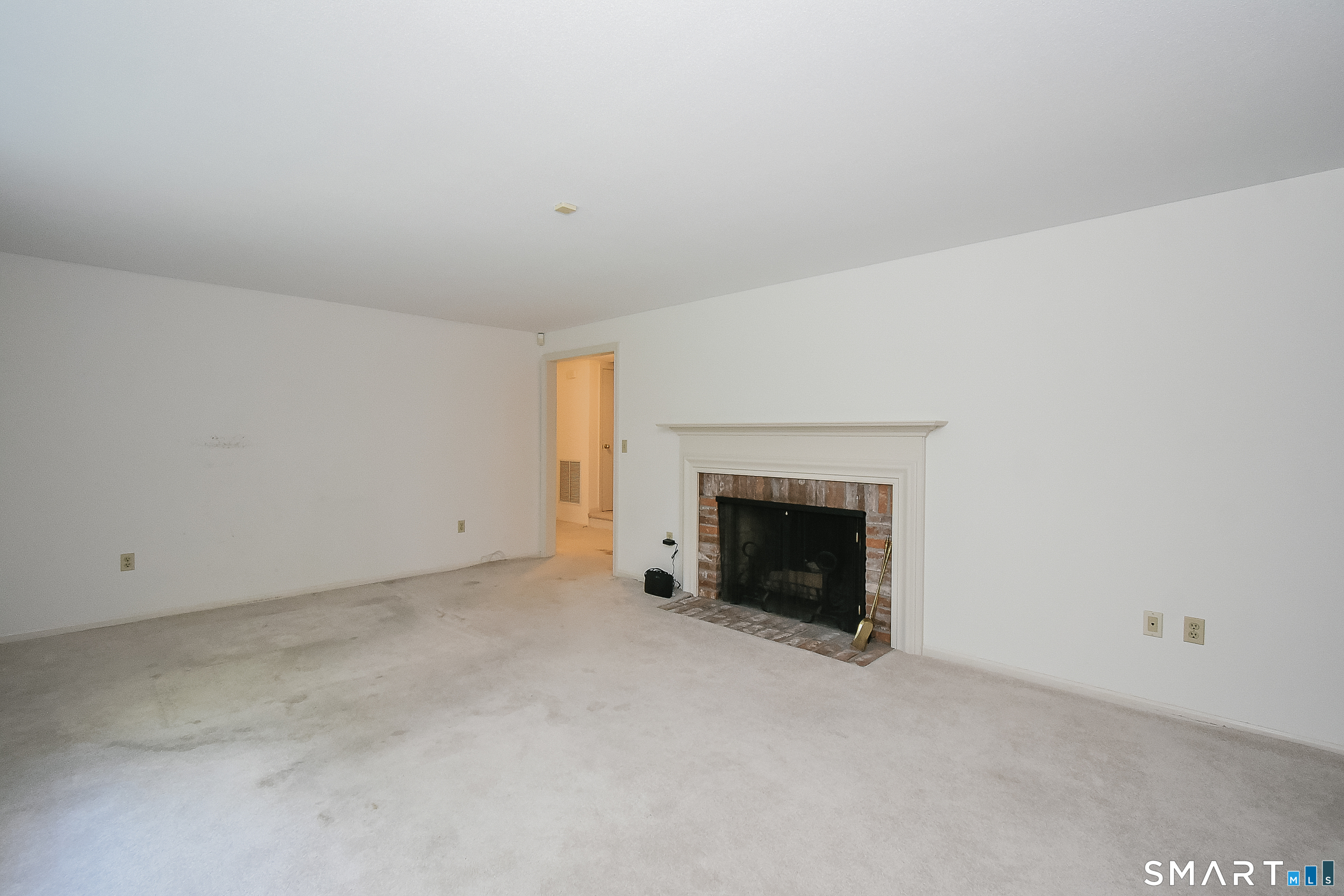 162 Roslyn Drive New Britain CT 06052