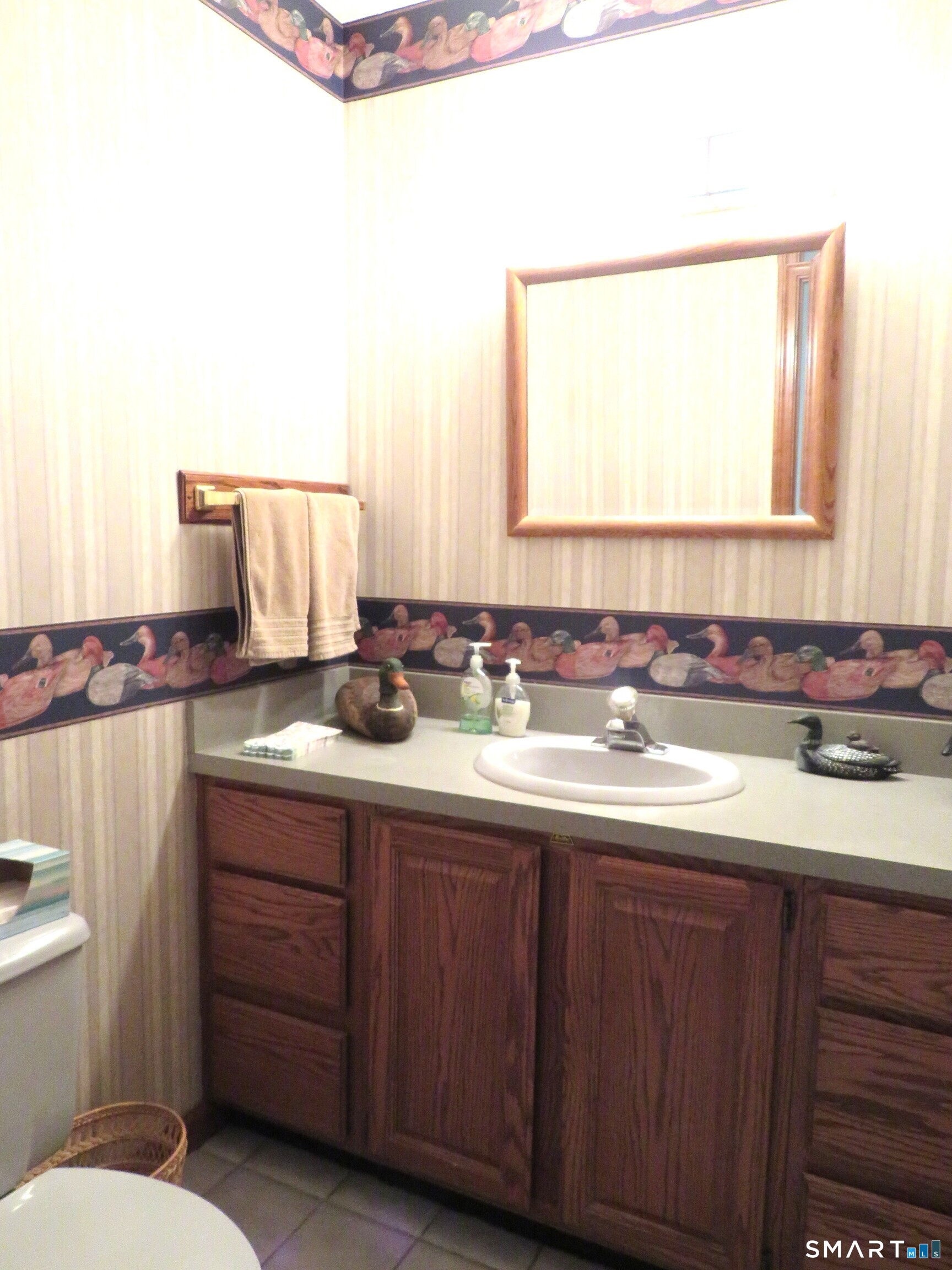836 Wolf Hill Road Cheshire CT 06410