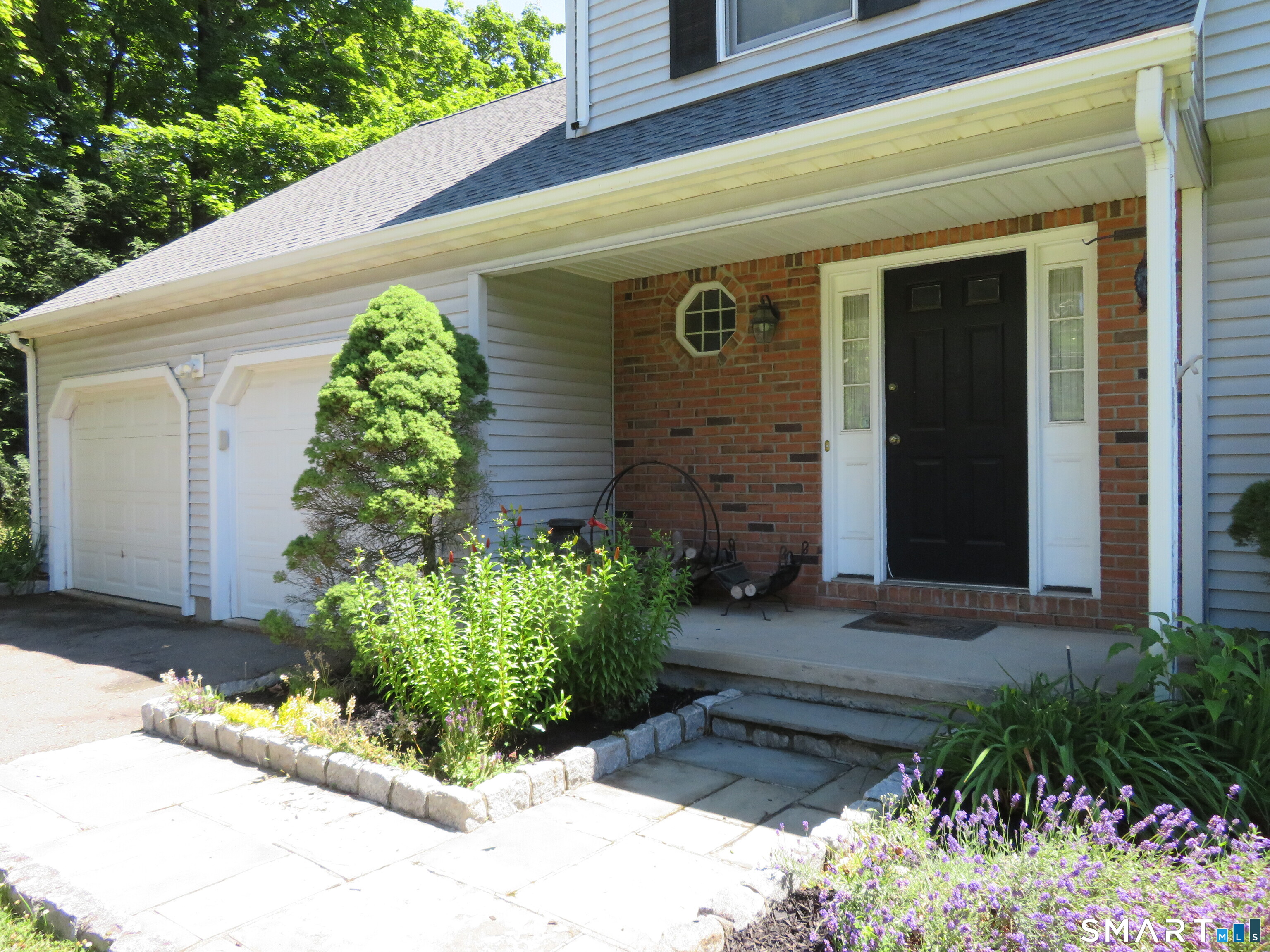 836 Wolf Hill Road Cheshire CT 06410