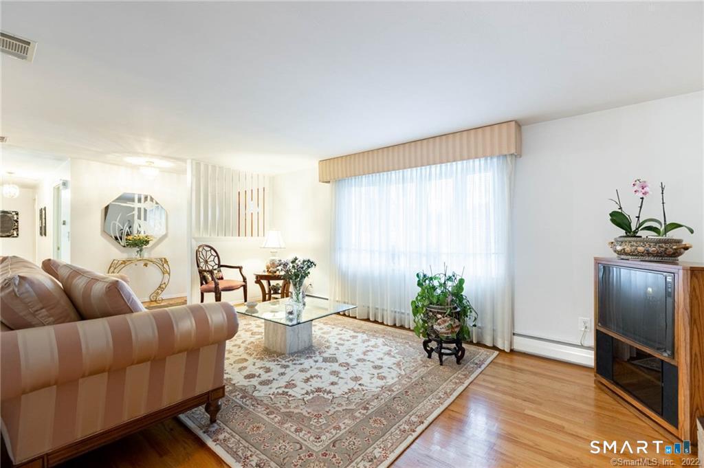 68 Gerthmere Drive West Hartford CT 06110