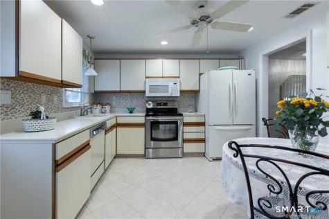 68 Gerthmere Drive West Hartford CT 06110