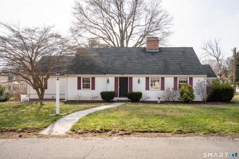 40 Glen Hollow West Hartford CT 06117