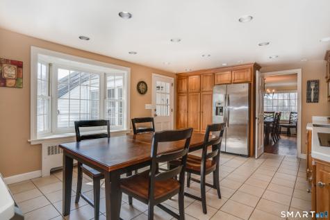 40 Glen Hollow West Hartford CT 06117