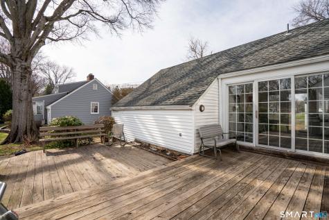 40 Glen Hollow West Hartford CT 06117