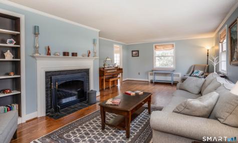 40 Glen Hollow West Hartford CT 06117