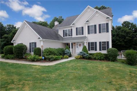 3 Carla Drive Danbury CT 06811