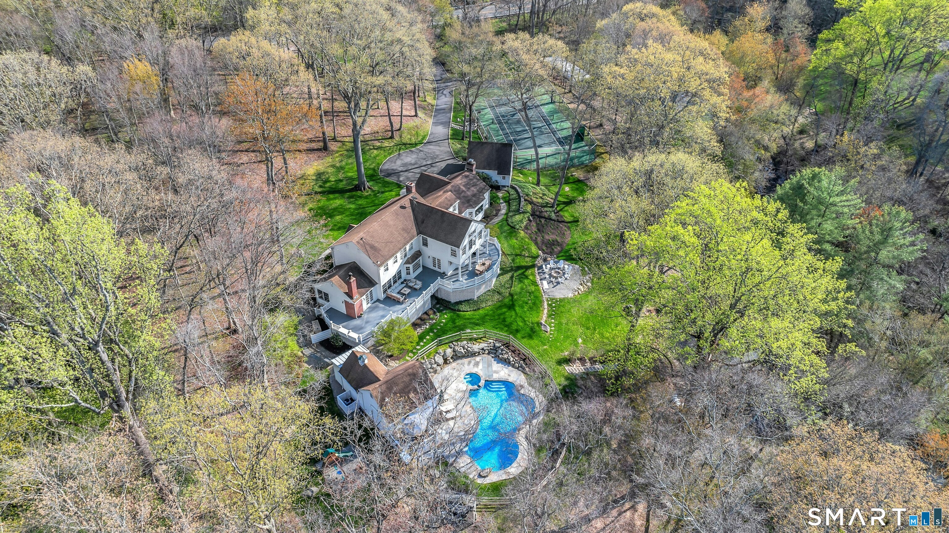 1541 Oenoke Ridge New Canaan CT 06840