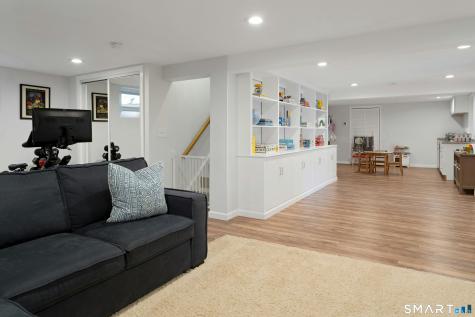 1541 Oenoke Ridge New Canaan CT 06840