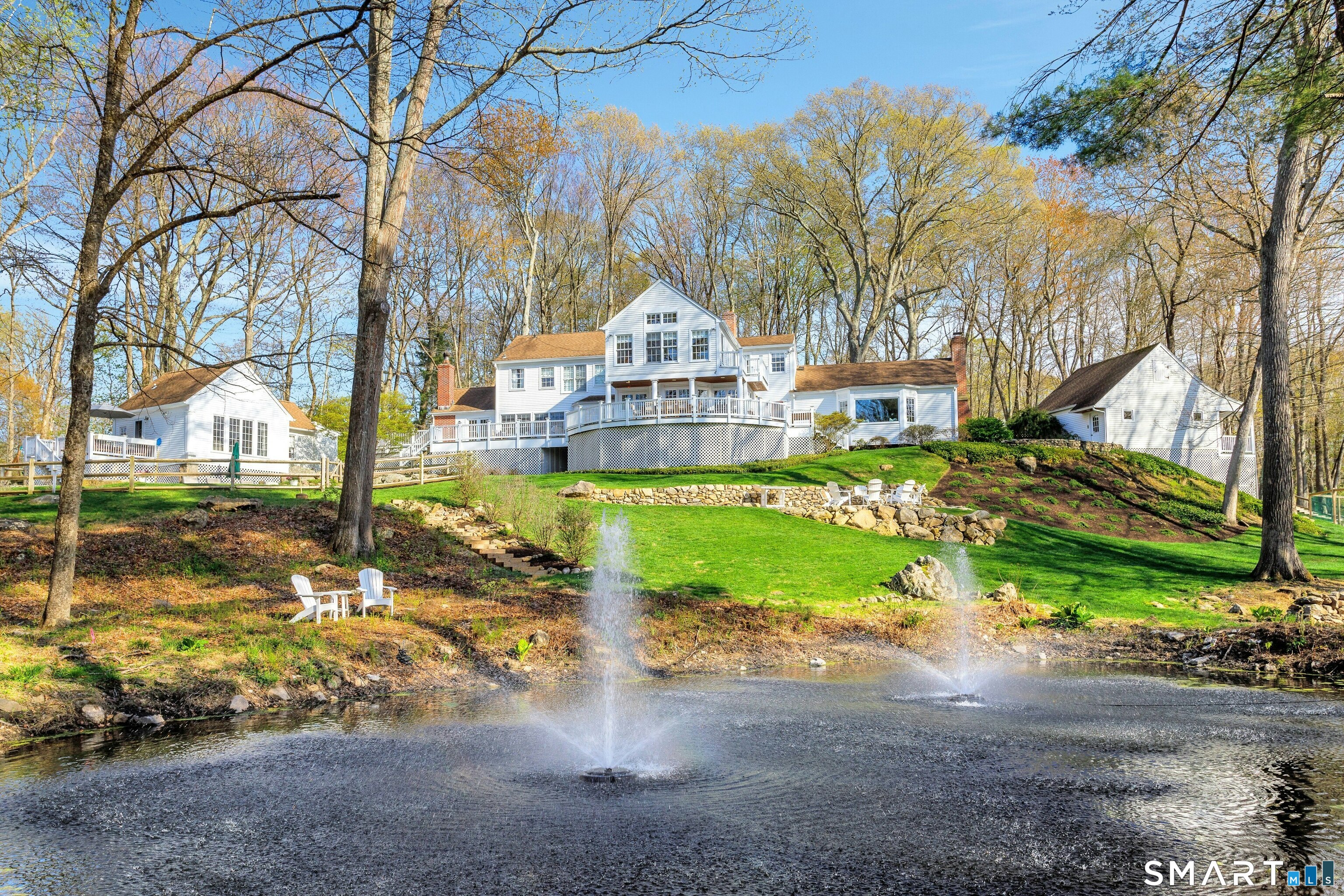 1541 Oenoke Ridge New Canaan CT 06840