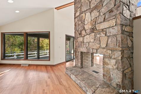 102 Glen Street Berlin CT 06037