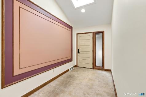 102 Glen Street Berlin CT 06037