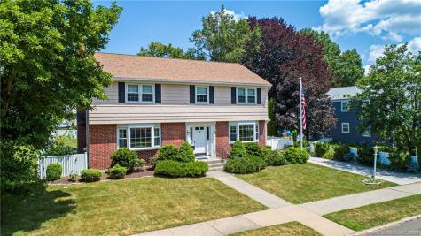 42 Edgemere Road Hamden CT 06517