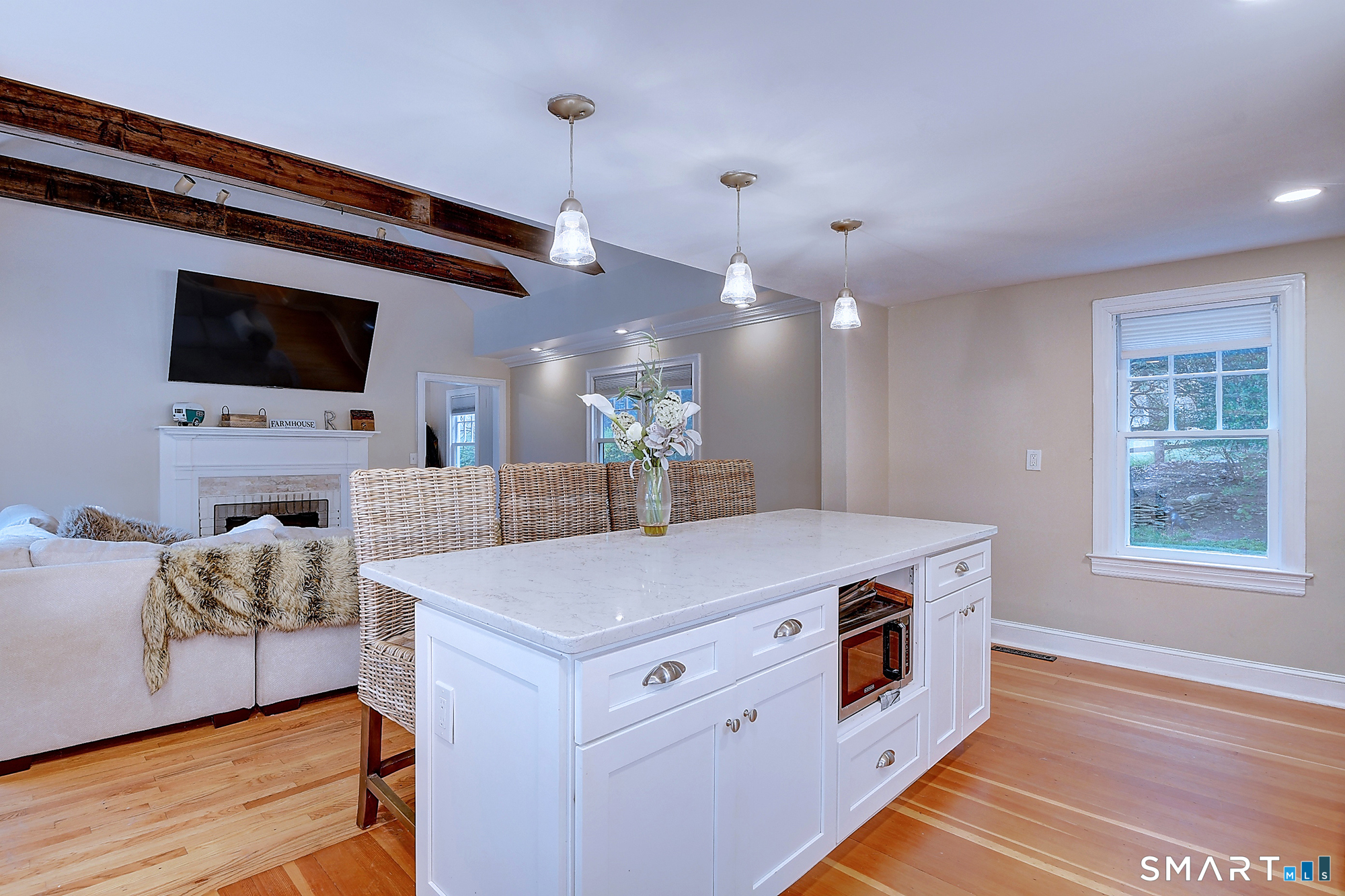 27 Chestnut Hill Road Newtown CT 06482