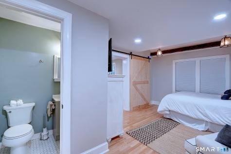 27 Chestnut Hill Road Newtown CT 06482