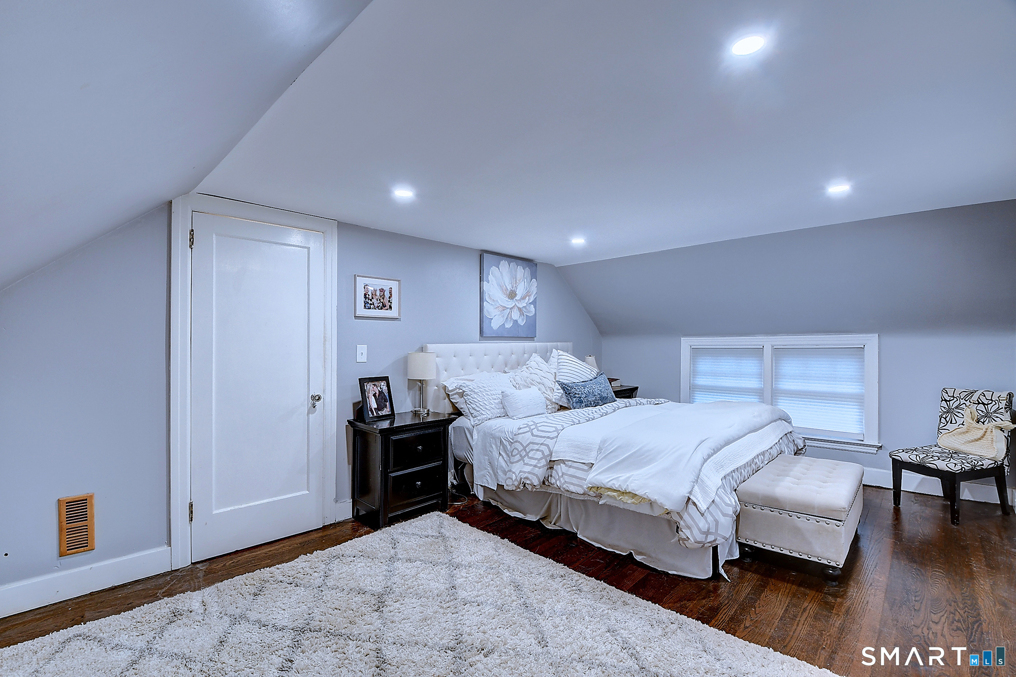 27 Chestnut Hill Road Newtown CT 06482