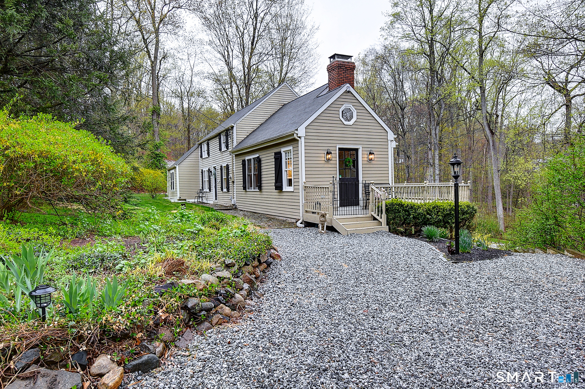 27 Chestnut Hill Road Newtown CT 06482