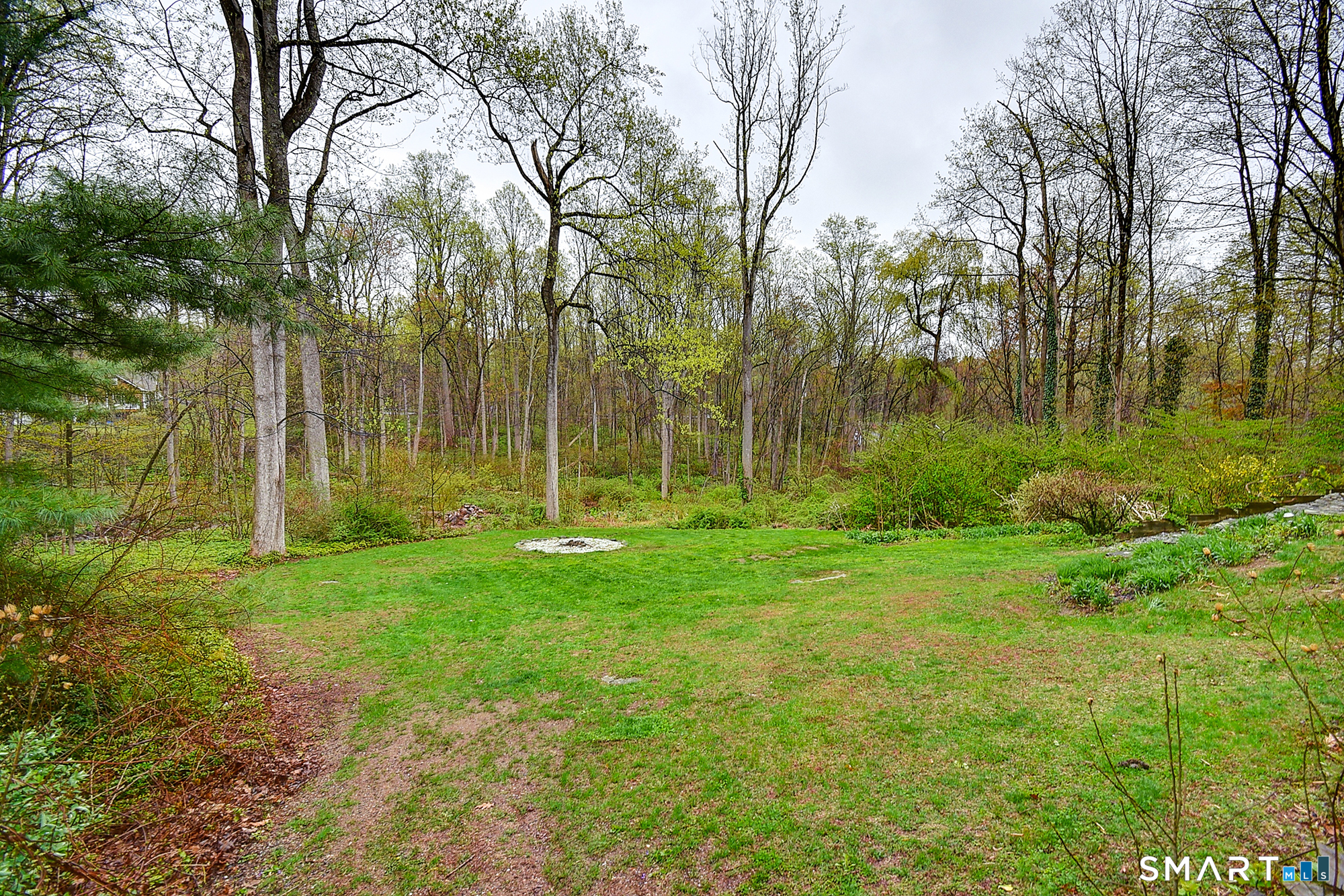 27 Chestnut Hill Road Newtown CT 06482