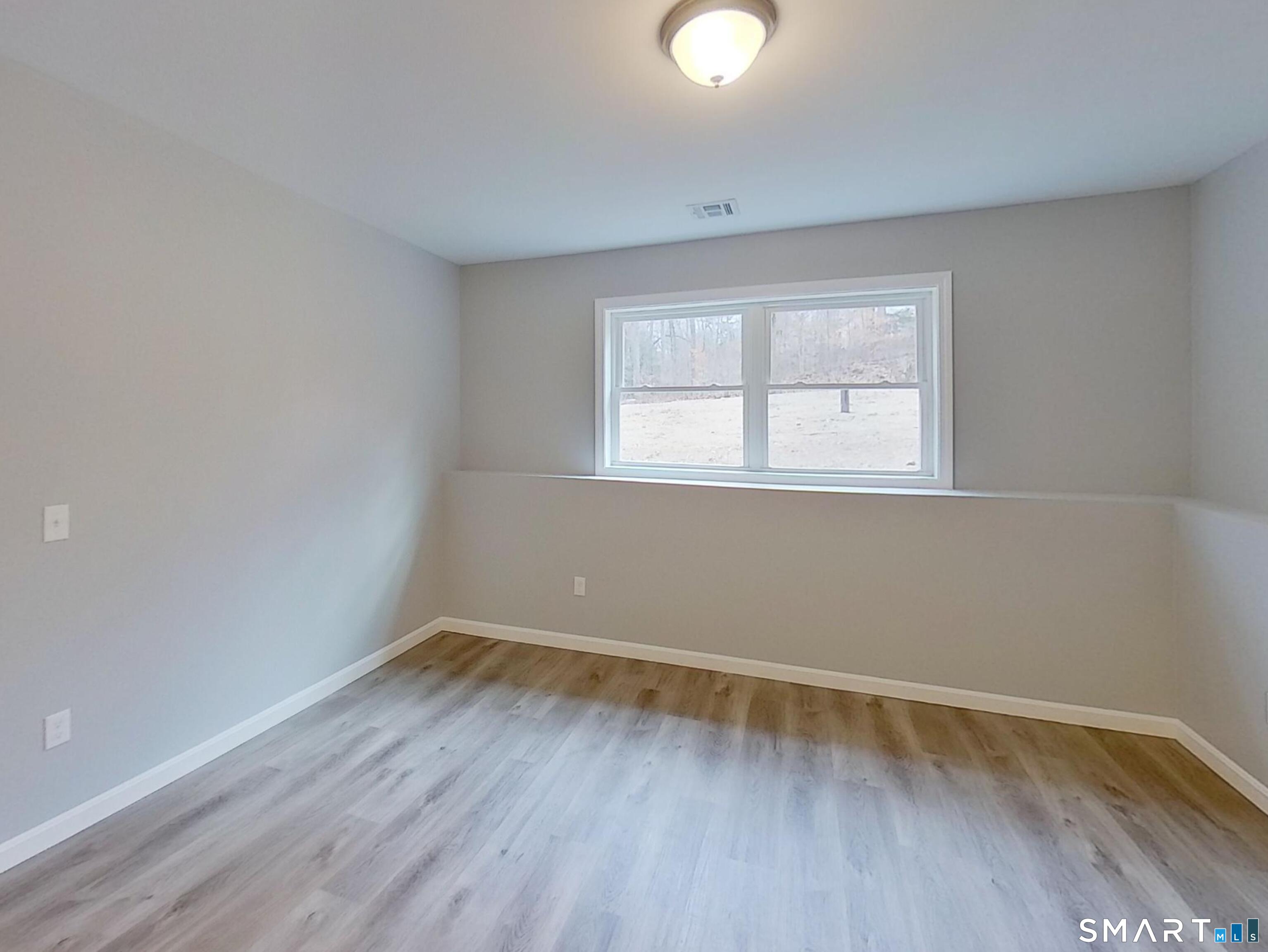16 South Street Brooklyn CT 06324