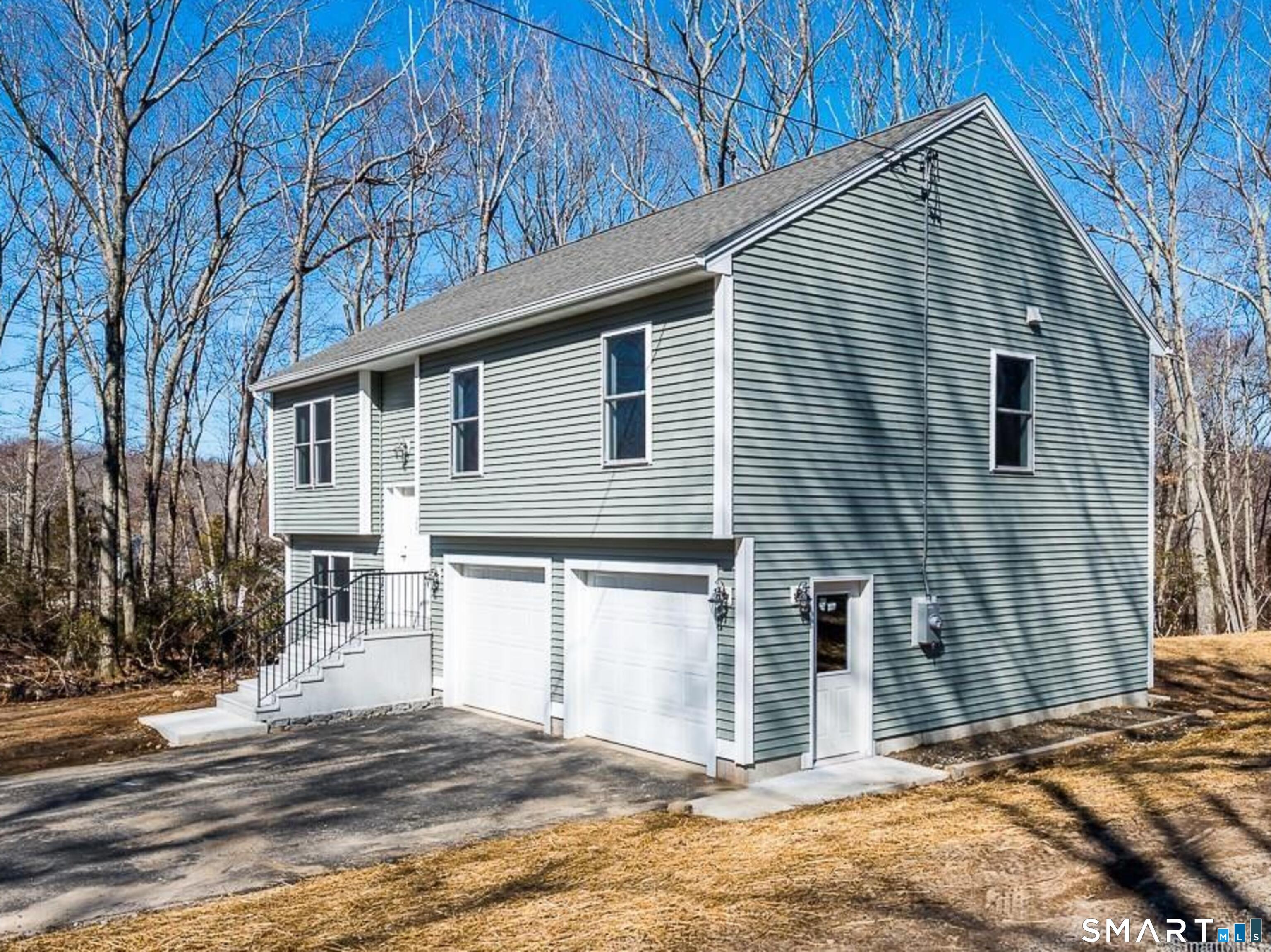 16 South Street Brooklyn CT 06324