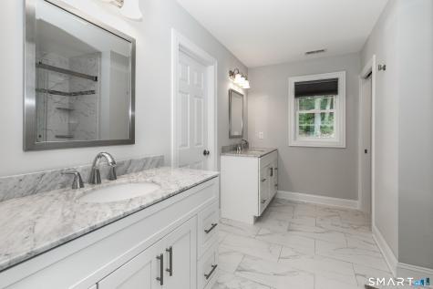 6 Stony Creek Lane Seymour CT 06483