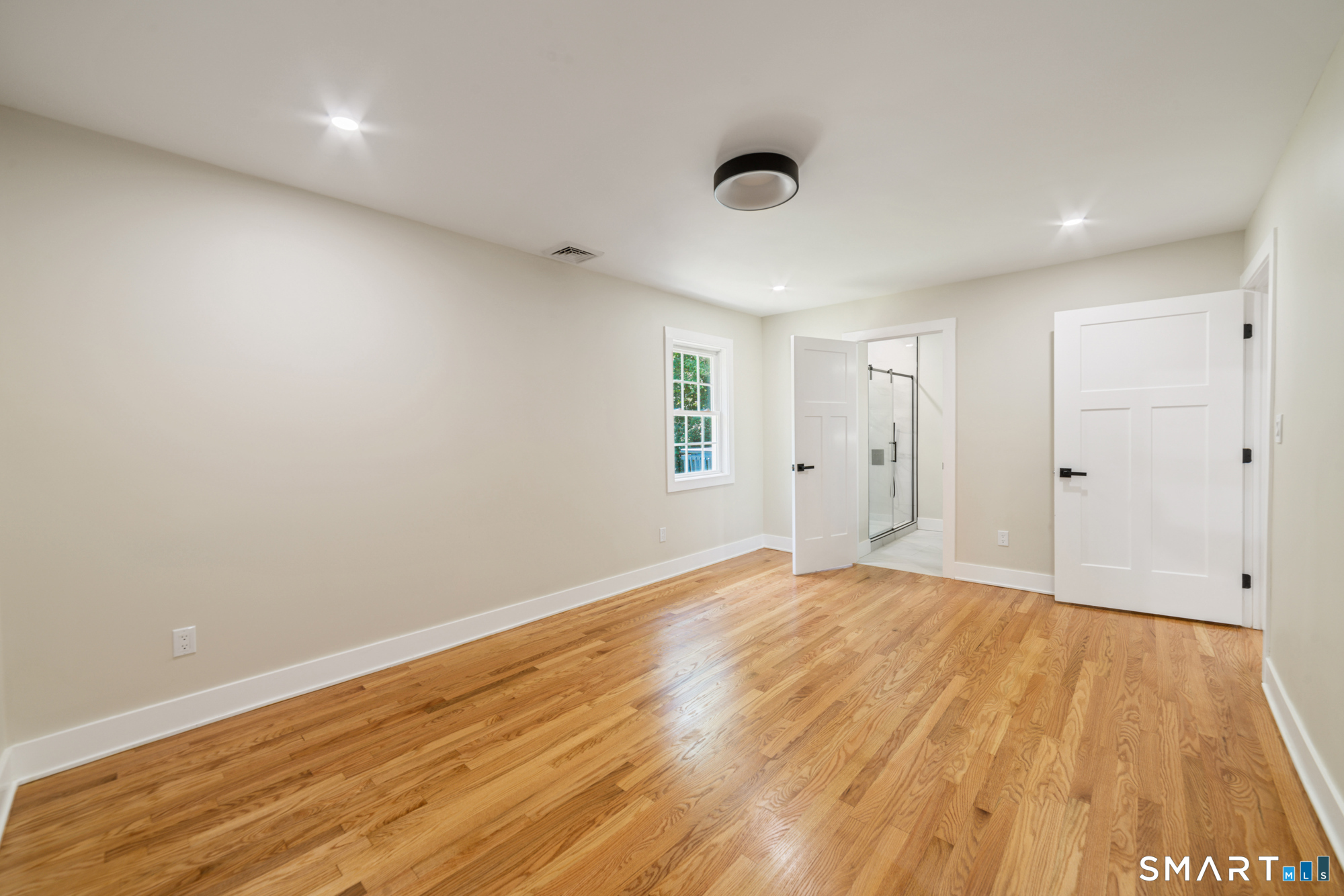 5 Reservoir Manor Seymour CT 06483