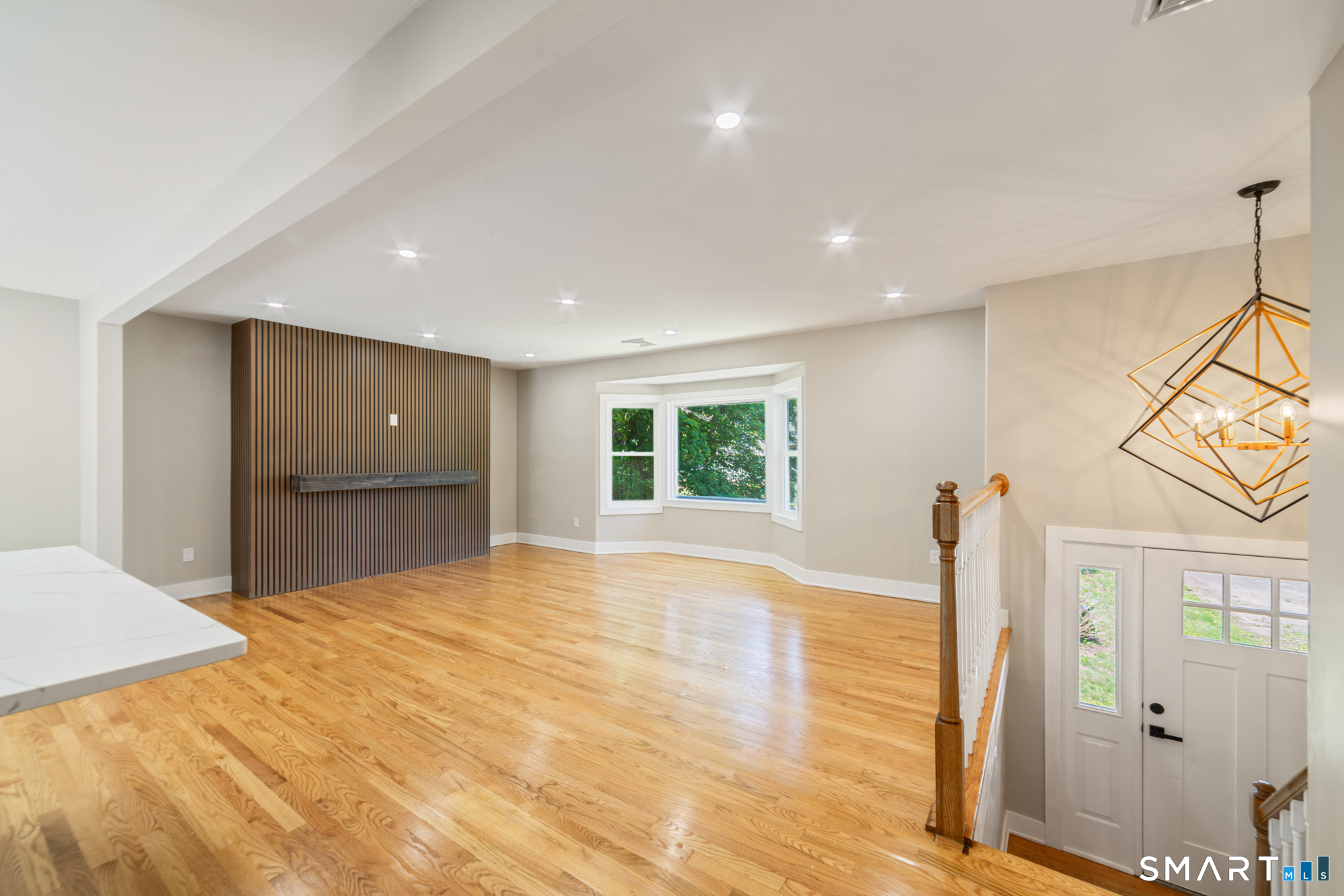 5 Reservoir Manor Seymour CT 06483