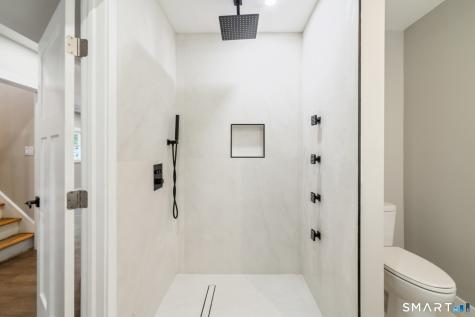 5 Reservoir Manor Seymour CT 06483