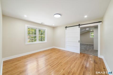 5 Reservoir Manor Seymour CT 06483