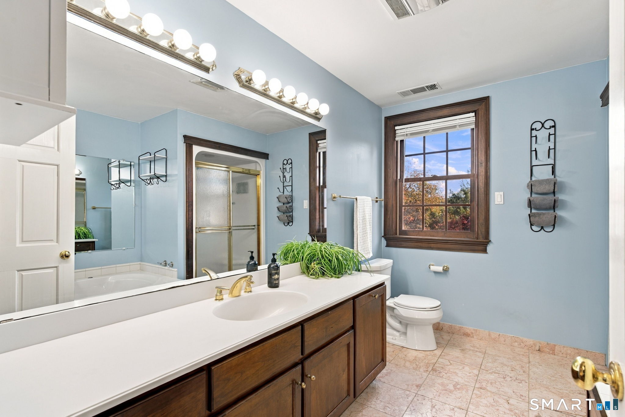 17 Robindale Drive Berlin CT 06037