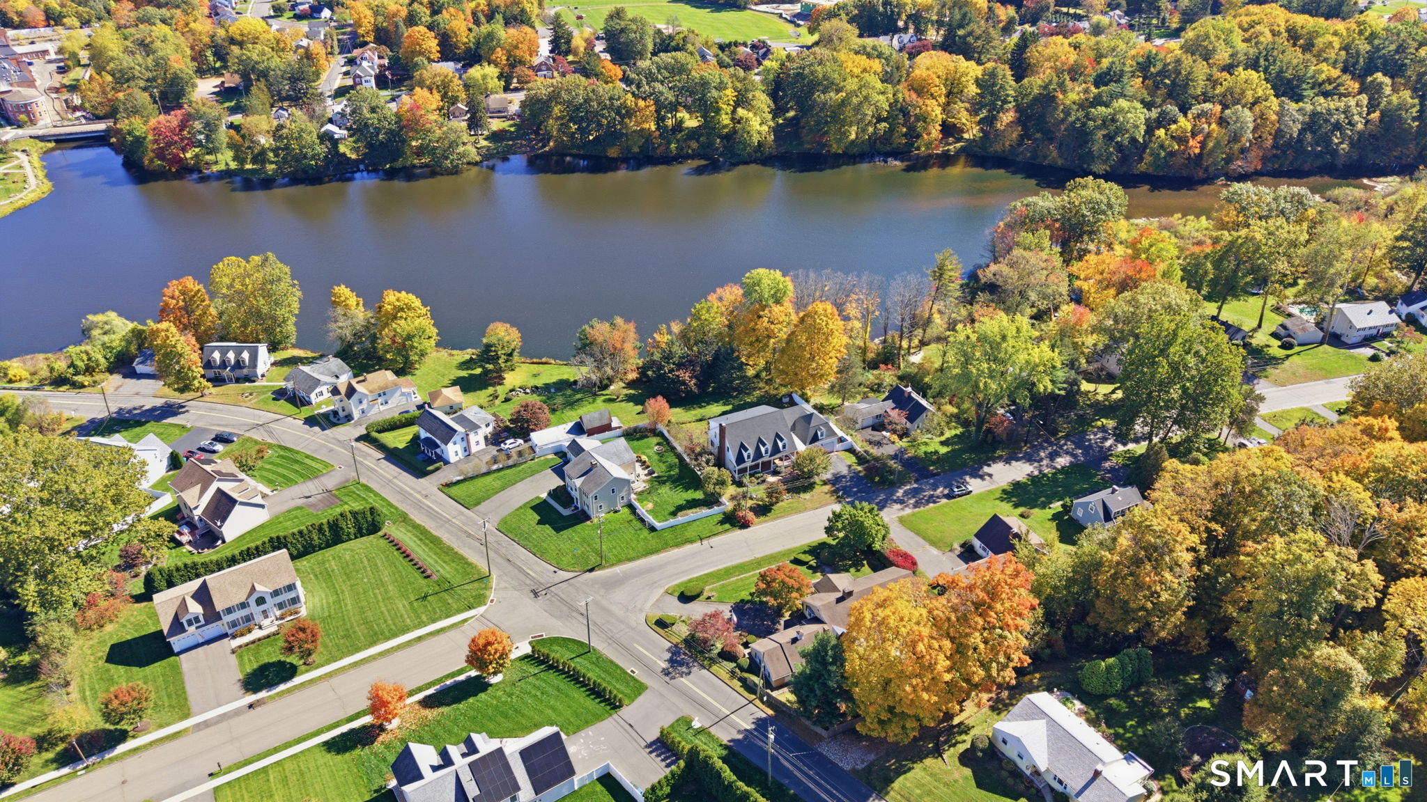 17 Robindale Drive Berlin CT 06037