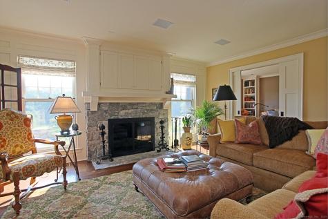 85 Chalybes West Road Roxbury CT 06783