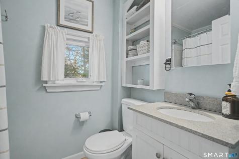 14 Lake Drive Old Lyme CT 06371
