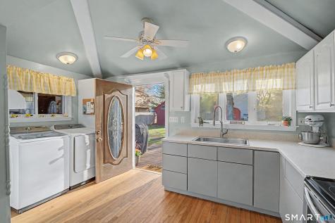 14 Lake Drive Old Lyme CT 06371