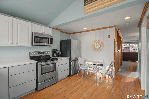 14 Lake Drive Old Lyme CT 06371