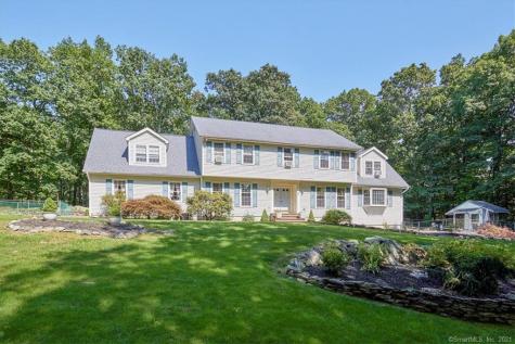 3 Hickory Lane New Fairfield CT 06812