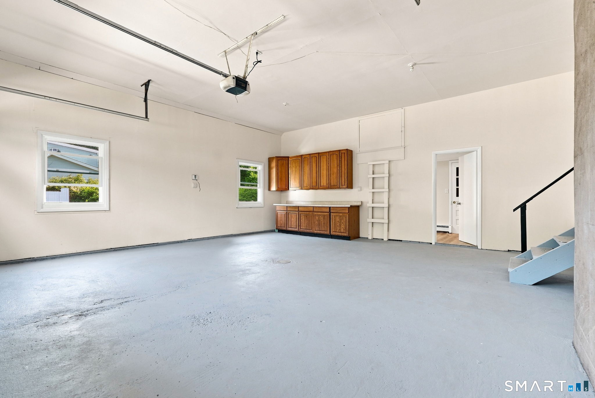 16 Ezra Street North Haven CT 06473