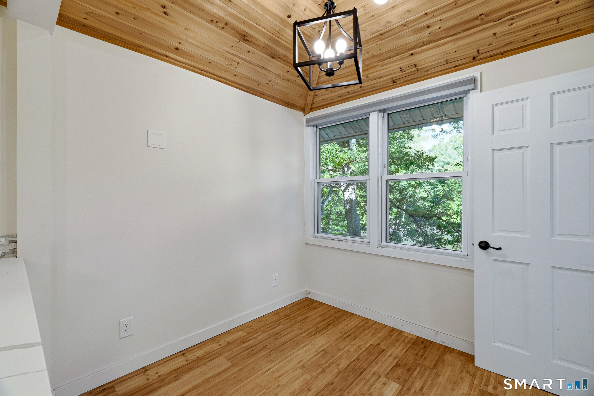 33 Circle Drive Stratford CT 06614