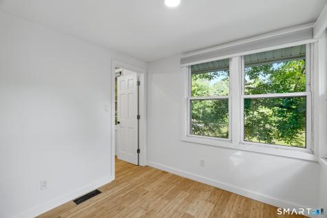 33 Circle Drive Stratford CT 06614