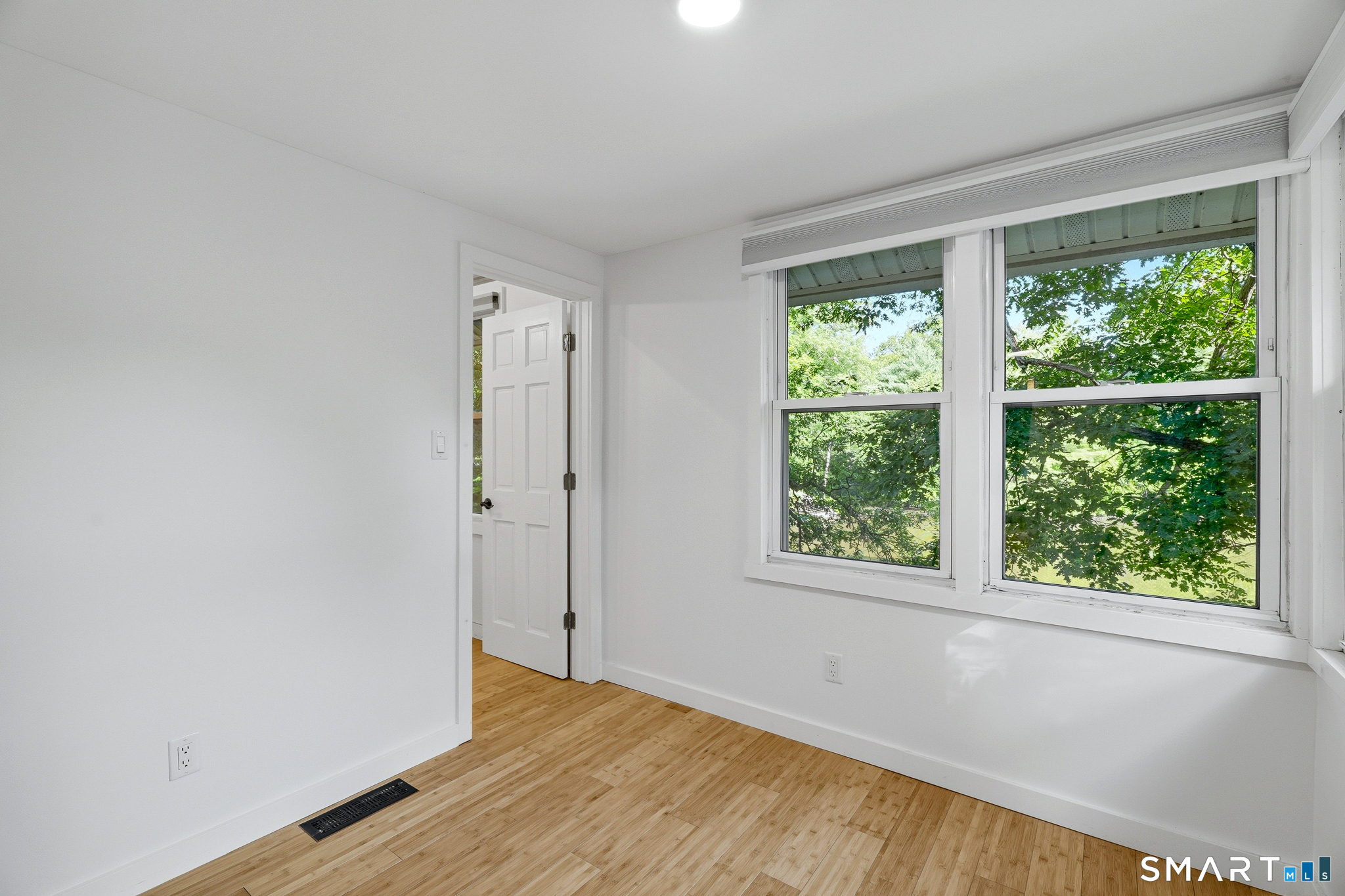 33 Circle Drive Stratford CT 06614