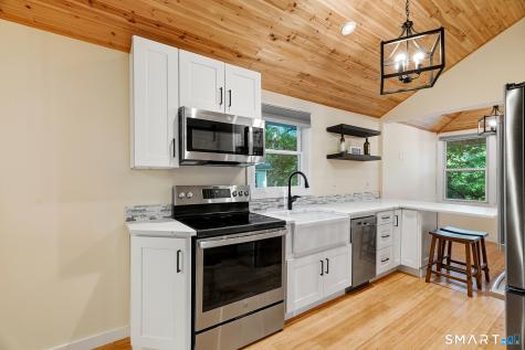 33 Circle Drive Stratford CT 06614
