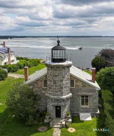 5 Bradley Street Stonington CT 06378