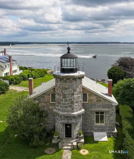 5 Bradley Street Stonington CT 06378