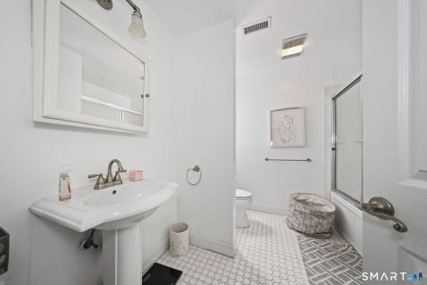 35 Judd Hill Road Bethany CT 06524