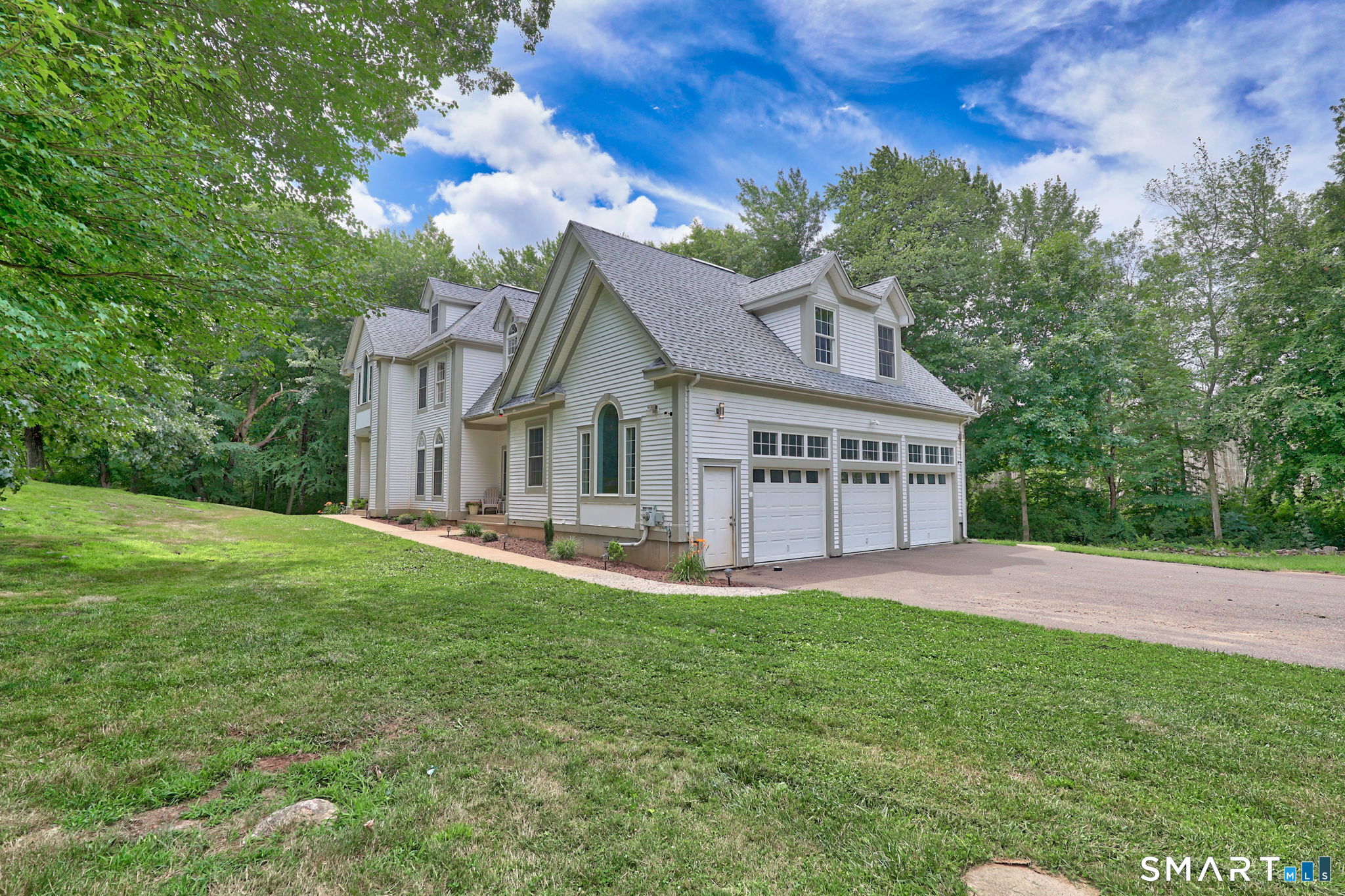 35 Judd Hill Road Bethany CT 06524