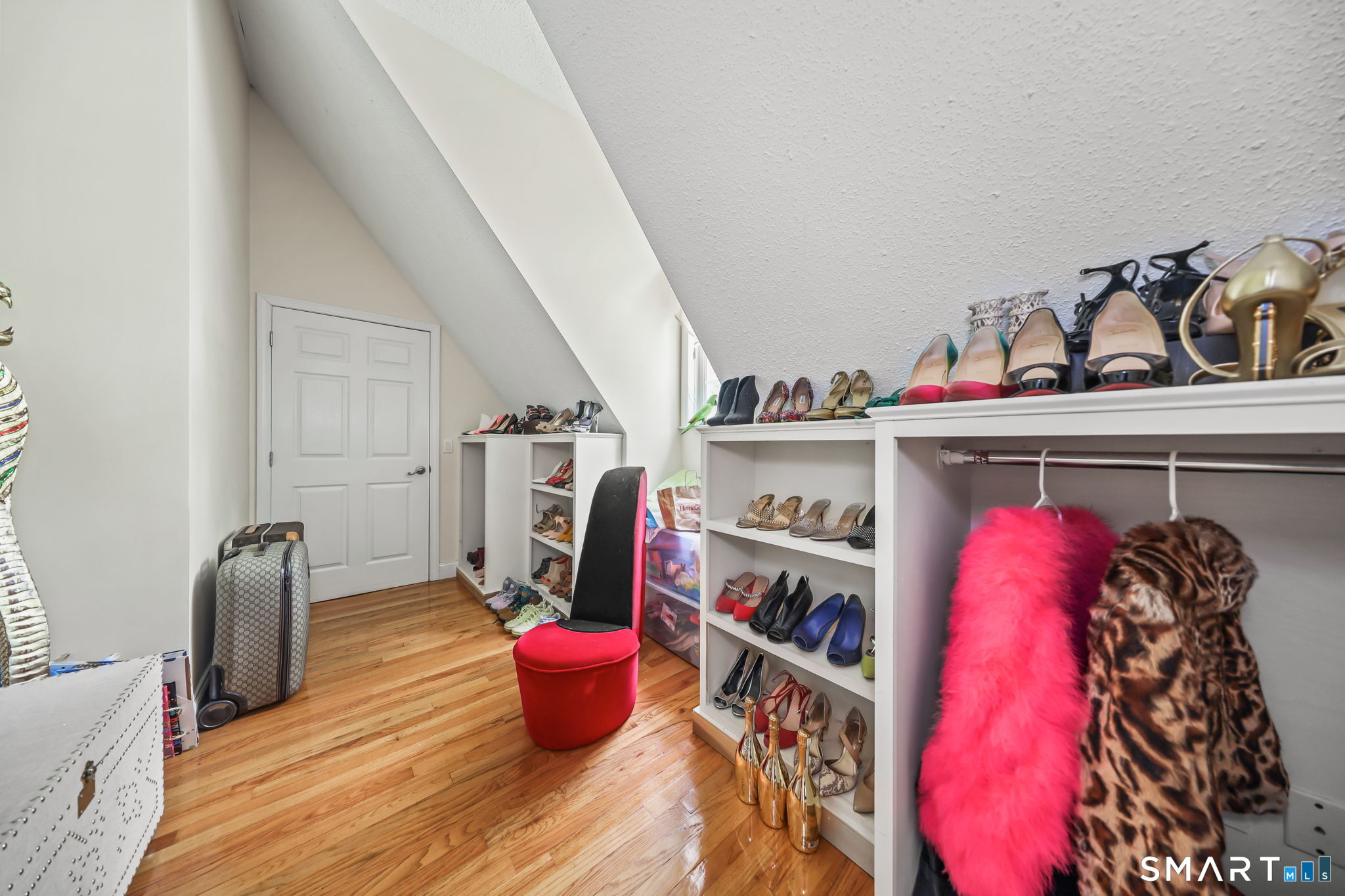 35 Judd Hill Road Bethany CT 06524