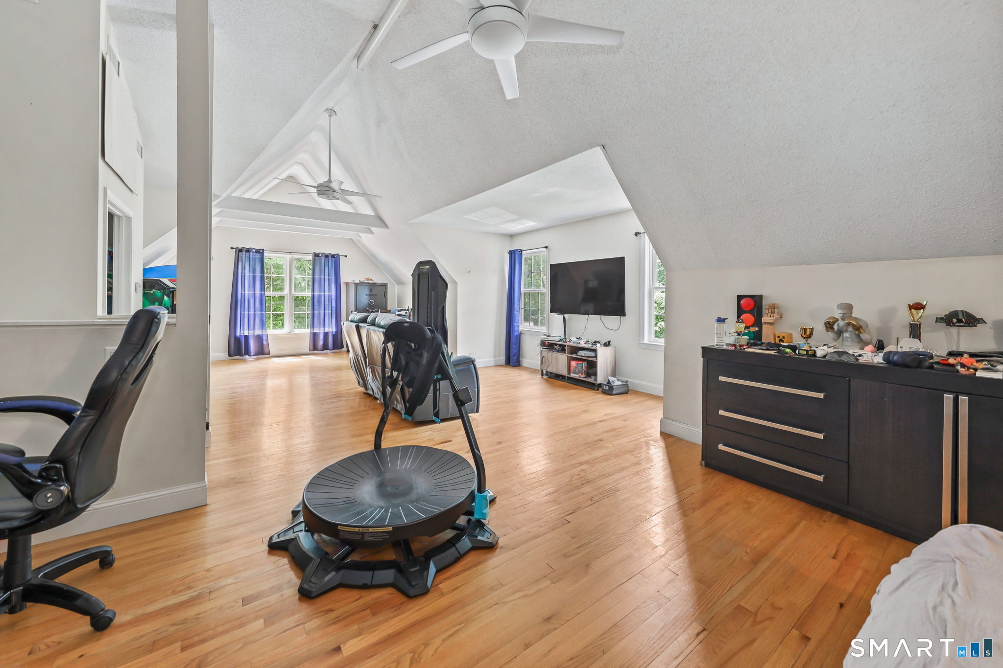 35 Judd Hill Road Bethany CT 06524