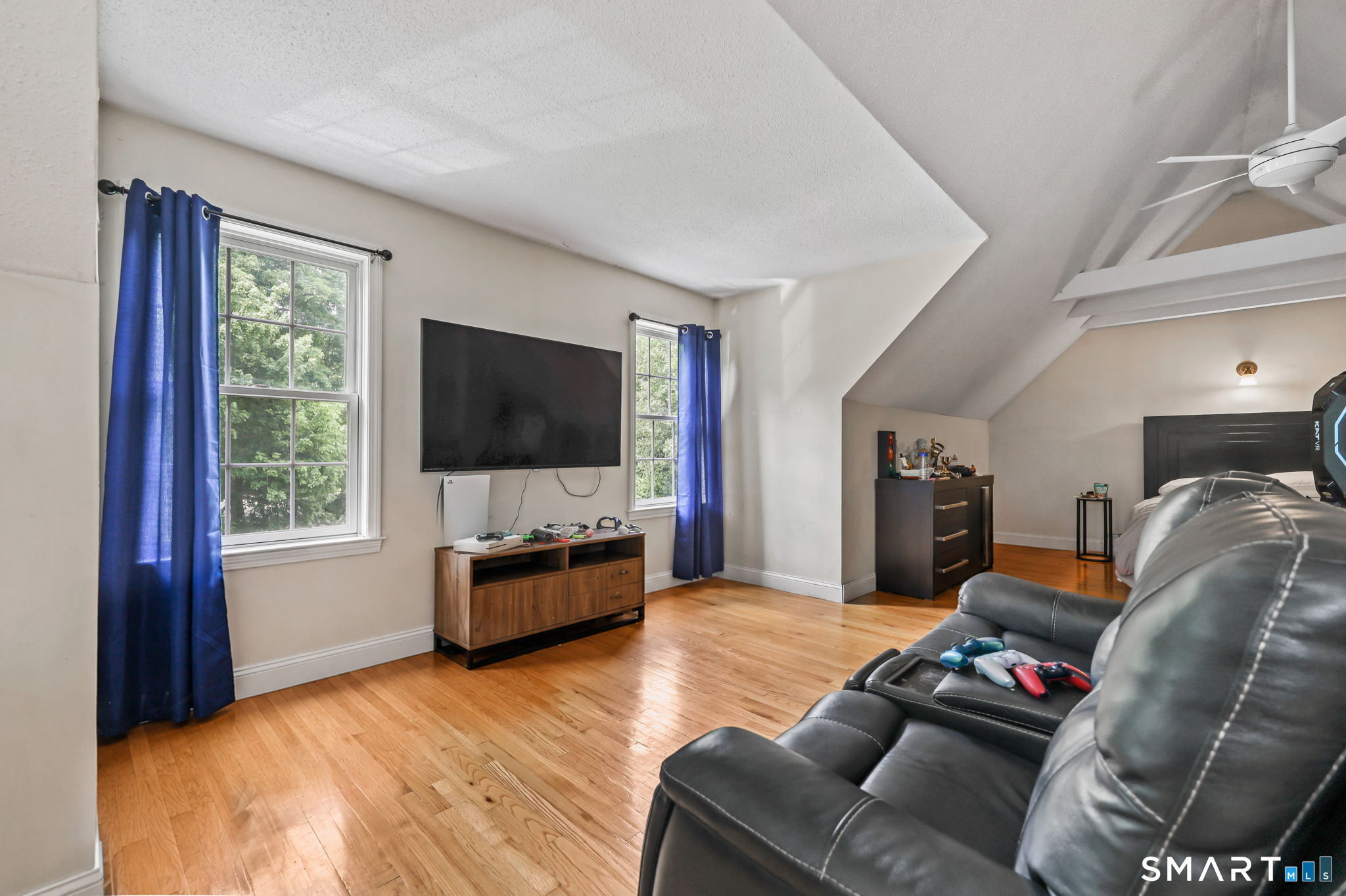 35 Judd Hill Road Bethany CT 06524
