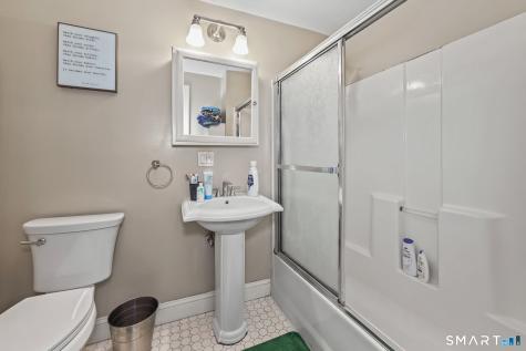35 Judd Hill Road Bethany CT 06524