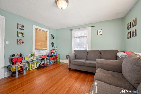 5 Wall Street Middletown CT 06457