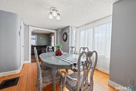 5 Wall Street Middletown CT 06457